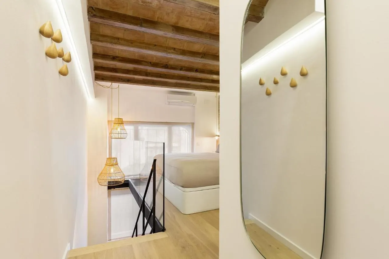 Apartamento Ola Living Calabria Barcelona 0*,  España