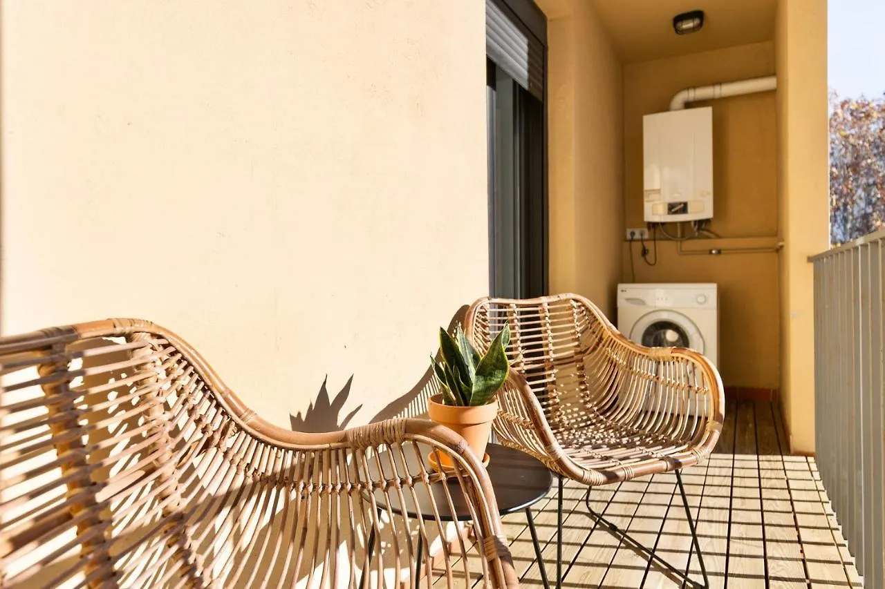 Ola Living Calabria Apartment Barcelona