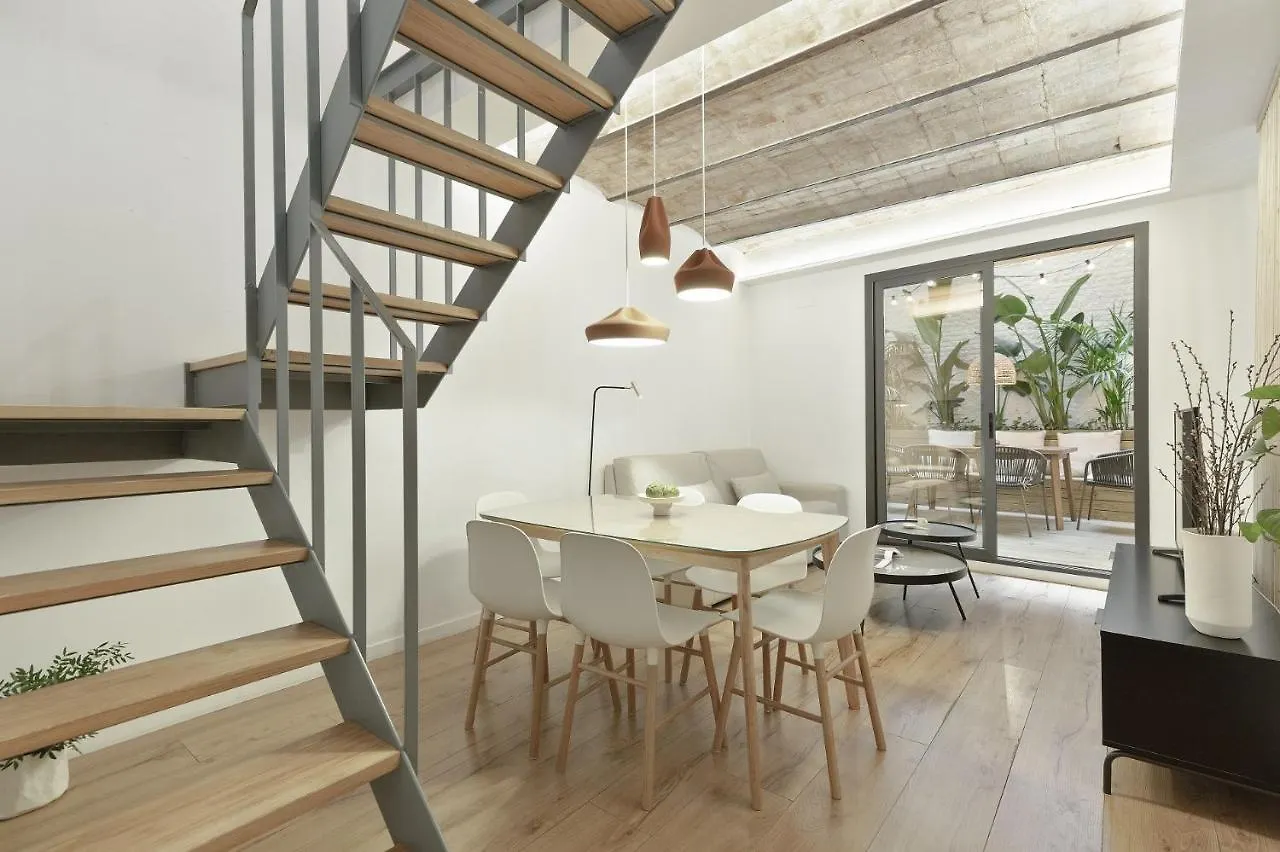 Ola Living Calabria Apartment Barcelona Spain