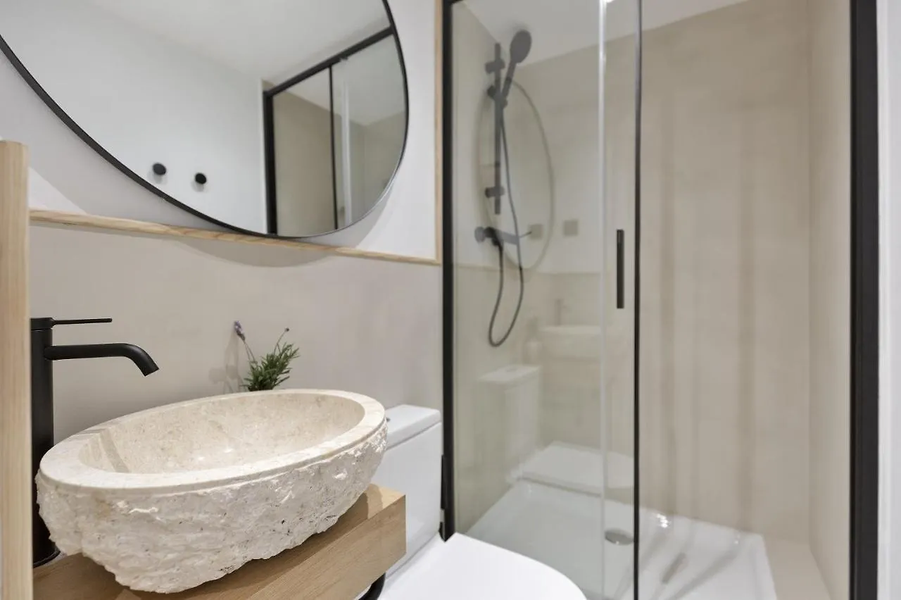 Ola Living Calabria Apartment Barcelona