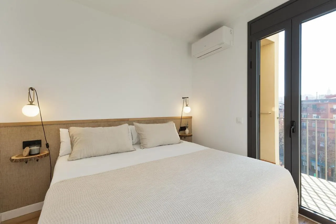 Ola Living Calabria Apartment Barcelona