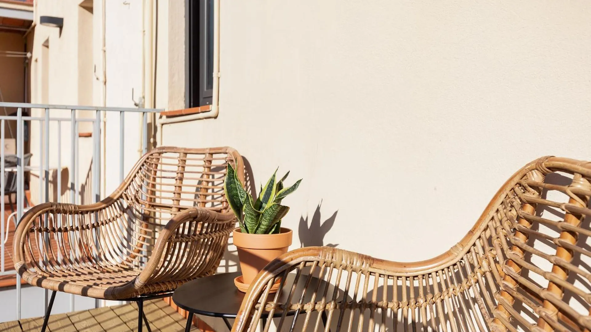 Ola Living Calabria Apartment Barcelona 0*,  Spain